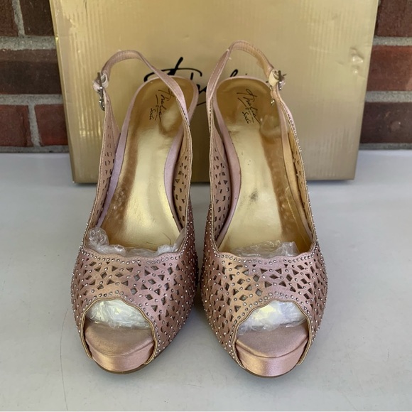 Thalia Sodi Cace2F Champagne Peep Toe Platform Pump Women’s US 9 M - Picture 3 of 9